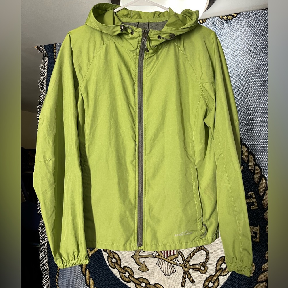 Eddie Bauer Women's Packable Wind Jacket Hooded Size Small Lightweight Spring